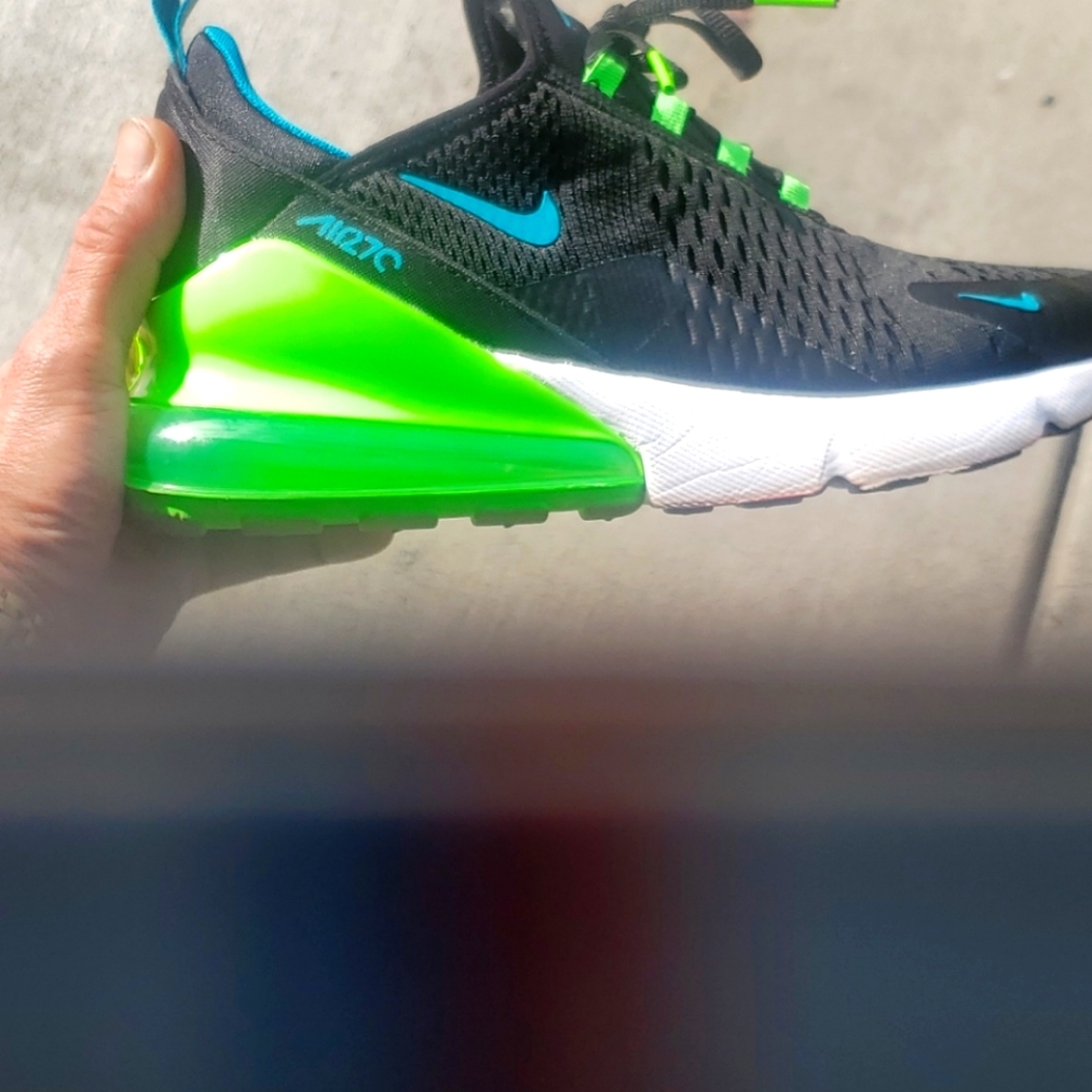 Airmax270
